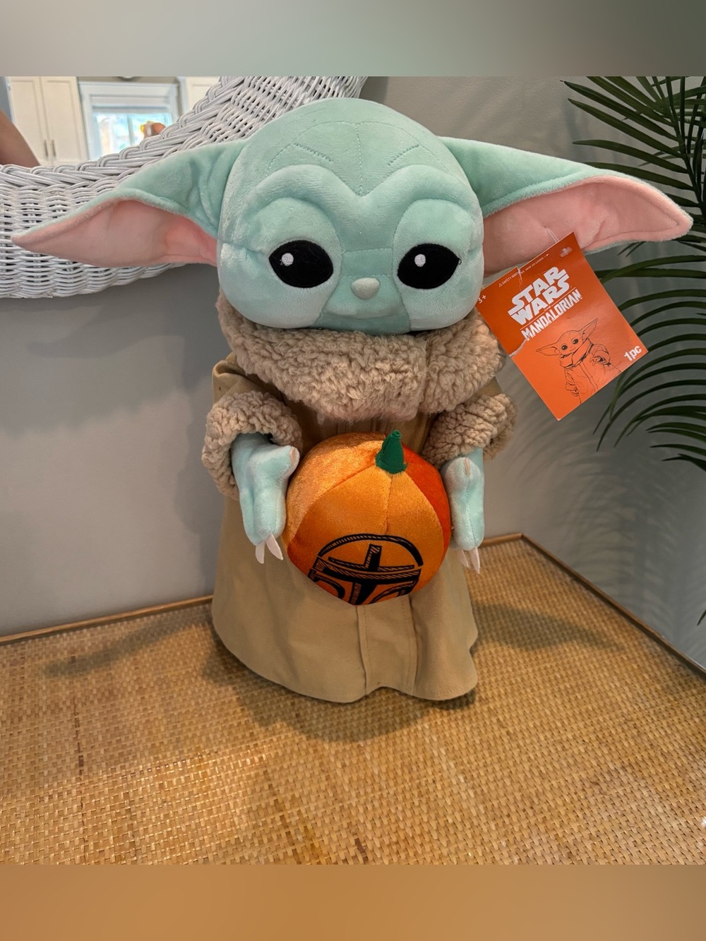 Gemmy Star Wars The Child Plush Halloween Decoration new with tag!
